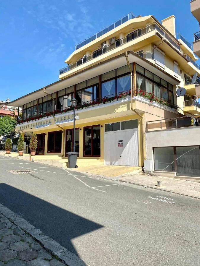 Family Hotel The Golden Fish Szozopol Kültér fotó