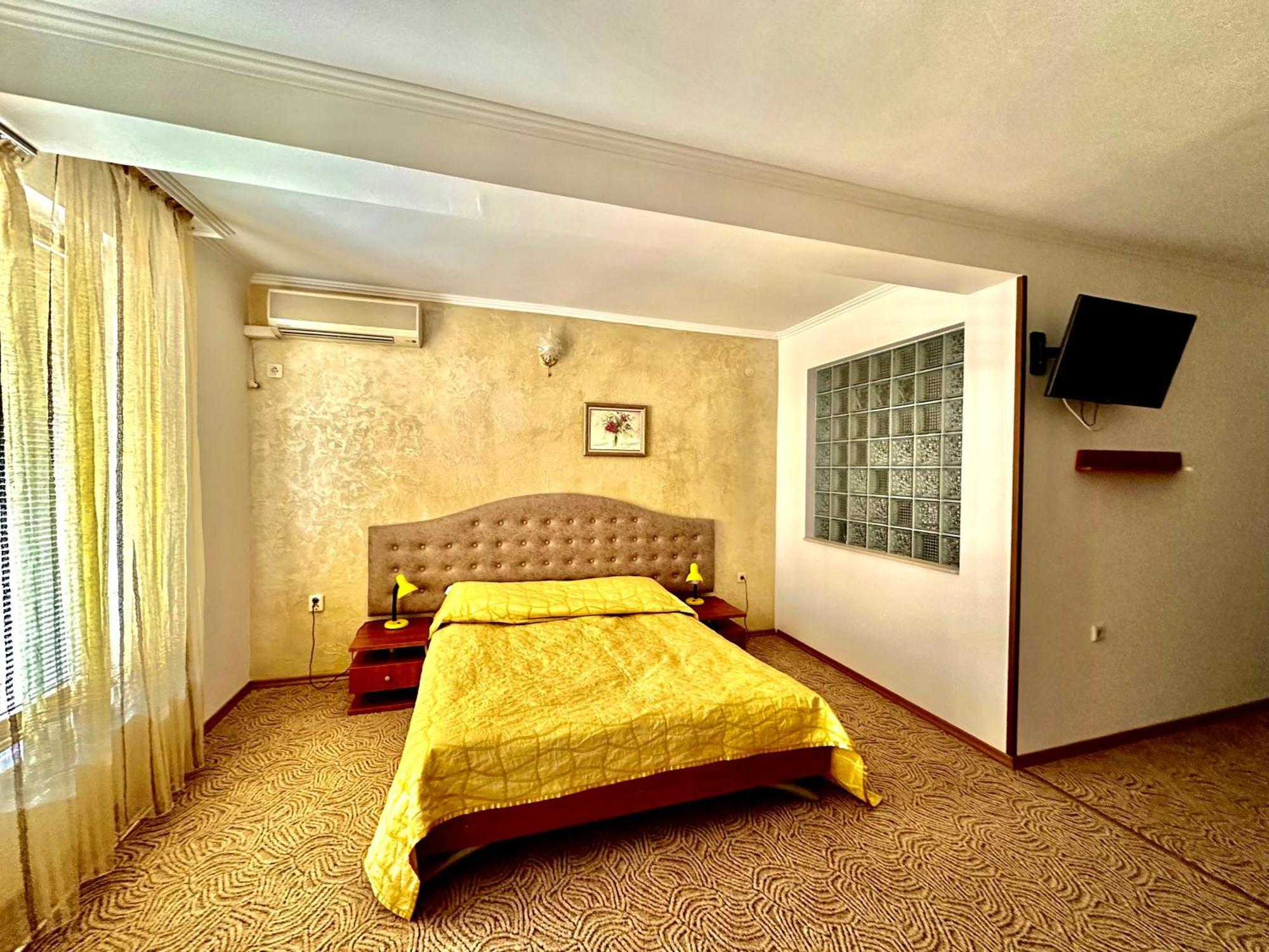 Family Hotel The Golden Fish Szozopol Kültér fotó