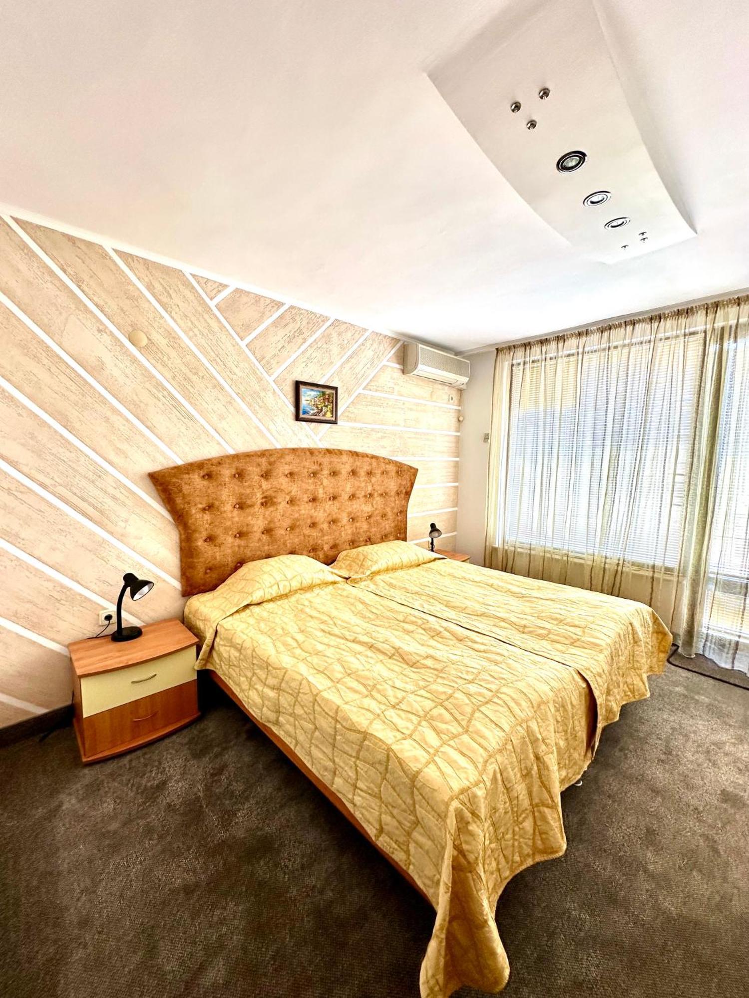 Family Hotel The Golden Fish Szozopol Kültér fotó